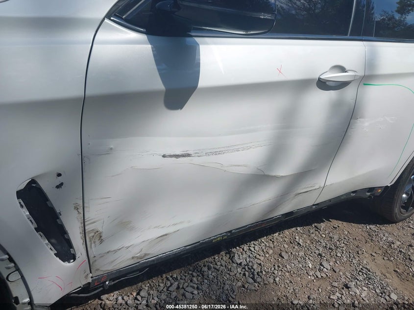 2016 BMW X6 m VIN 5YMKW8C53G0R43093 IAAI salvage auction — LEFT & RIGHT, Salvage (New Jersey), sold $1,600 on 2026-07-29 (photo 6)