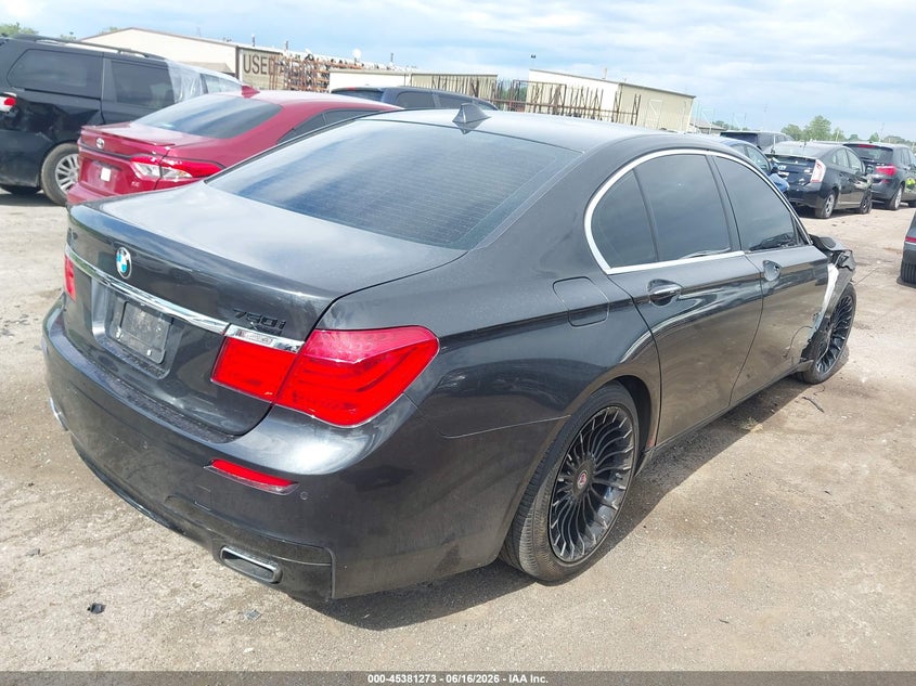 2012 BMW 7er VIN WBAKC6C52CC395714 IAAI salvage auction — RIGHT FRONT, Previous Salvage (Michigan), sold $1,150 on 2026-07-08 (photo 4)