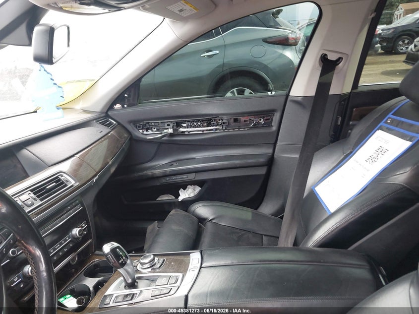 2012 BMW 7er VIN WBAKC6C52CC395714 IAAI salvage auction — RIGHT FRONT, Previous Salvage (Michigan), sold $1,150 on 2026-07-08 (photo 5)