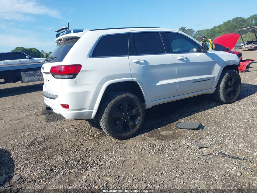 2015 Jeep Grand cherokee VIN 1C4RJFAG4FC950212 IAAI salvage auction — SIDE, Salvage Title, sold $2,600 on 2026-08-07 (photo 4)