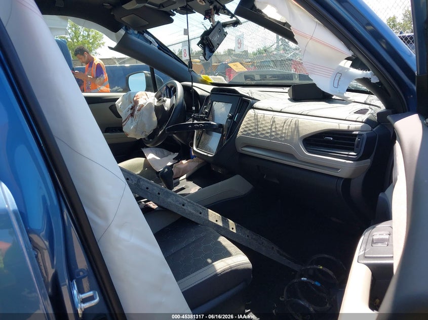 2025 Subaru Forester VIN JF2SLDAC7SH505958 IAAI salvage auction — BIO HAZARD, Mv-907A (New York), sold $2,200 on 2026-07-23 (photo 5)