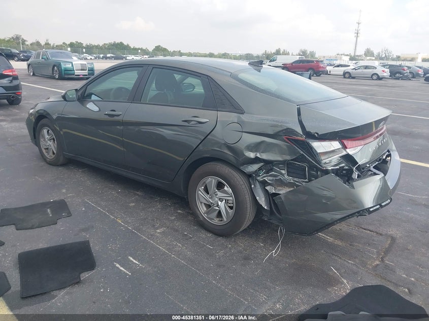 2026 Hyundai Elantra VIN KMHLL4DG5TU130447 IAAI salvage auction — REAR END, Rebuildable (Florida), sold $5,800 on 2026-07-30 (photo 3)