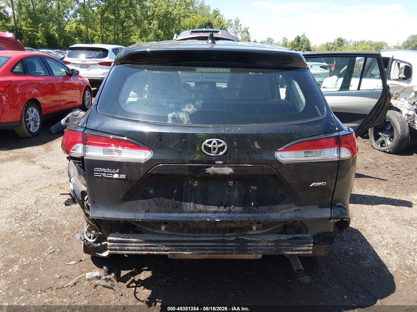 2022 Toyota Corolla cross VIN 7MUAAABG6NV004663 IAAI salvage auction — REAR END, Salvage (Ohio), sold $4,650 on 2026-07-31 (photo 6)