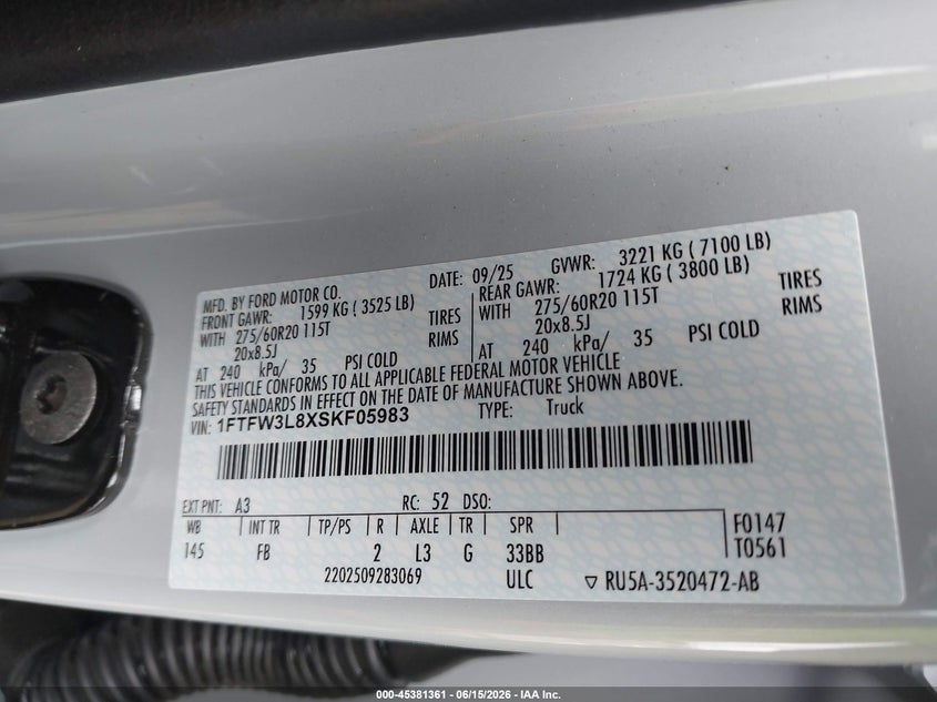 2025 Ford F-150 VIN 1FTFW3L8XSKF05983 IAAI salvage auction — ROLLOVER, Salvage (Texas), sold $11,300 on 2026-07-28 (photo 9)