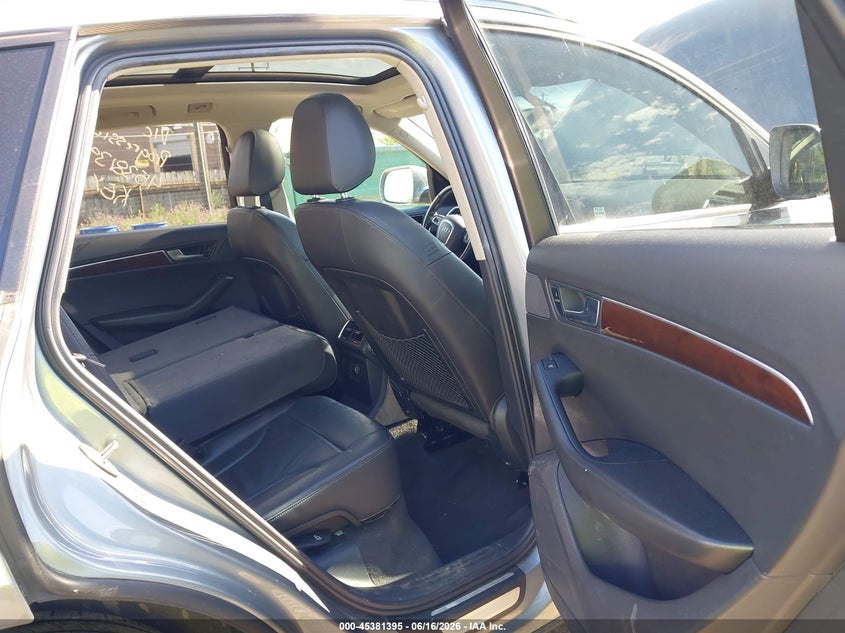 2010 Audi Q5 VIN WA1LKAFP1AA085356 IAAI salvage auction — REAR END, Clear (Michigan), sold $575 on 2026-07-09 (photo 8)