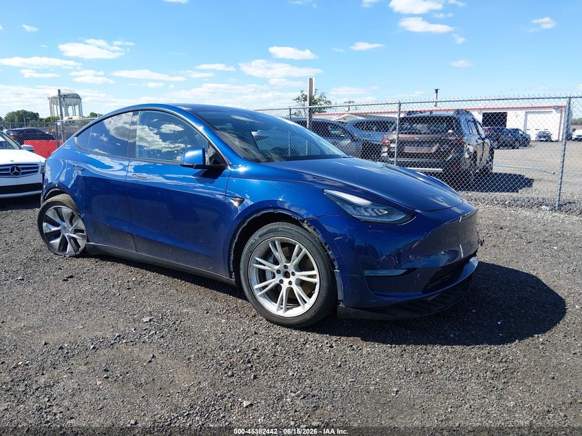 2021 Tesla Model y VIN 5YJYGDEE8MF094209 IAAI salvage auction — SIDE, Salvage (New Jersey), sold $6,000 on 2026-08-02 (photo 1)