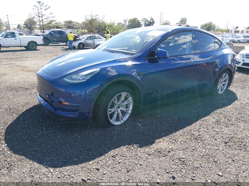 2021 Tesla Model y VIN 5YJYGDEE8MF094209 IAAI salvage auction — SIDE, Salvage (New Jersey), sold $6,000 on 2026-08-02 (photo 2)