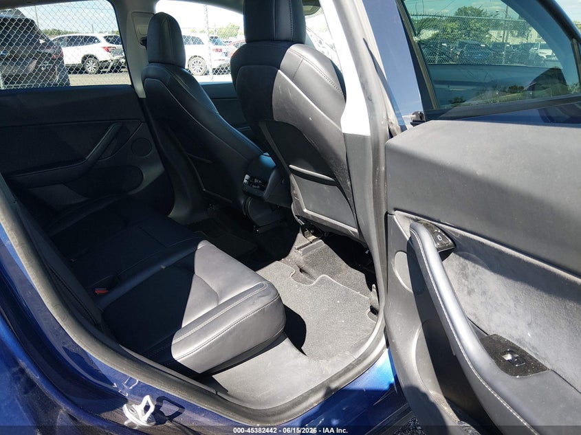2021 Tesla Model y VIN 5YJYGDEE8MF094209 IAAI salvage auction — SIDE, Salvage (New Jersey), sold $6,000 on 2026-08-02 (photo 8)