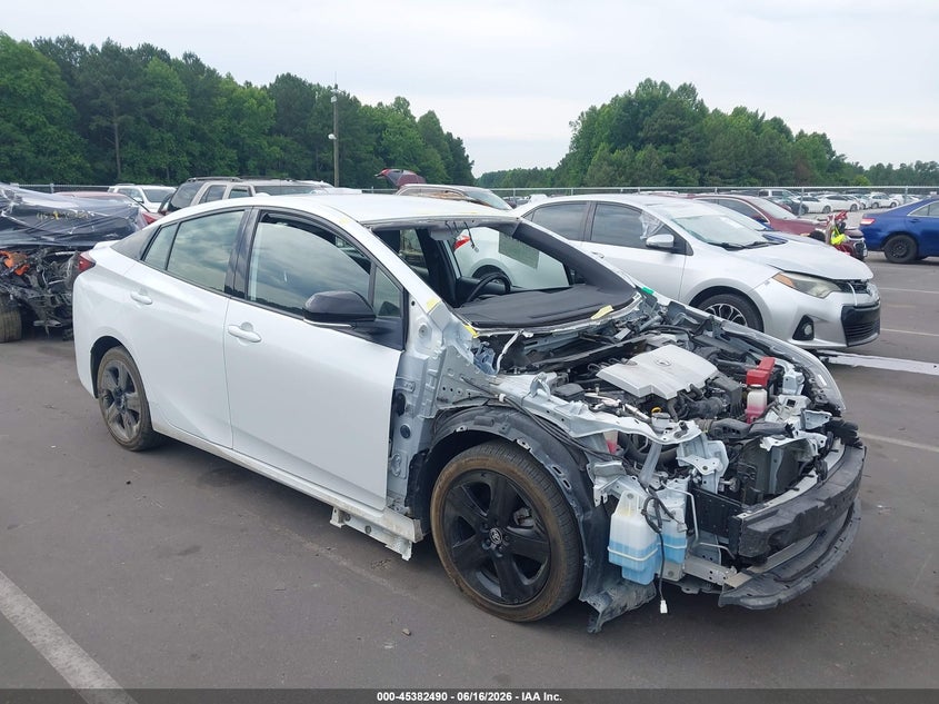 2021 Toyota Prius VIN JTDKAMFU4M3128401 IAAI salvage auction — RIGHT FRONT, Salvage (North Carolina), sold $5,750 on 2026-07-22 (photo 1)