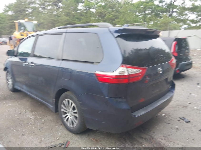 2018 Toyota Sienna VIN 5TDYZ3DC9JS960141 IAAI salvage auction — LEFT FRONT, Clear (New York), sold $7,900 on 2026-07-28 (photo 3)