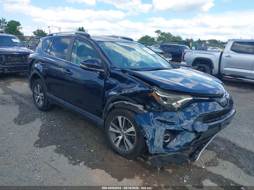 2018 Toyota Rav 4 VIN JTMRFREV4JJ246169 IAAI salvage auction — RIGHT FRONT, Salvage (Virginia), sold $4,100 on 2026-07-28 (photo 1)