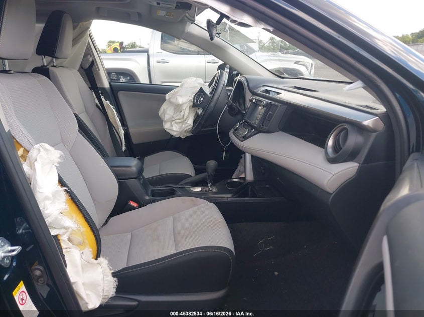 2018 Toyota Rav 4 VIN JTMRFREV4JJ246169 IAAI salvage auction — RIGHT FRONT, Salvage (Virginia), sold $4,100 on 2026-07-28 (photo 5)