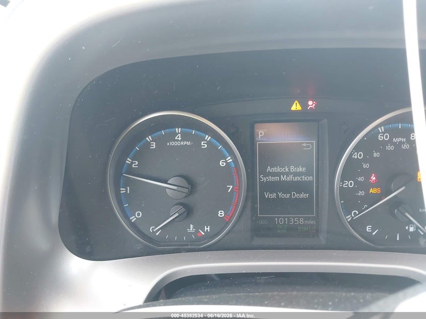 2018 Toyota Rav 4 VIN JTMRFREV4JJ246169 IAAI salvage auction — RIGHT FRONT, Salvage (Virginia), sold $4,100 on 2026-07-28 (photo 7)