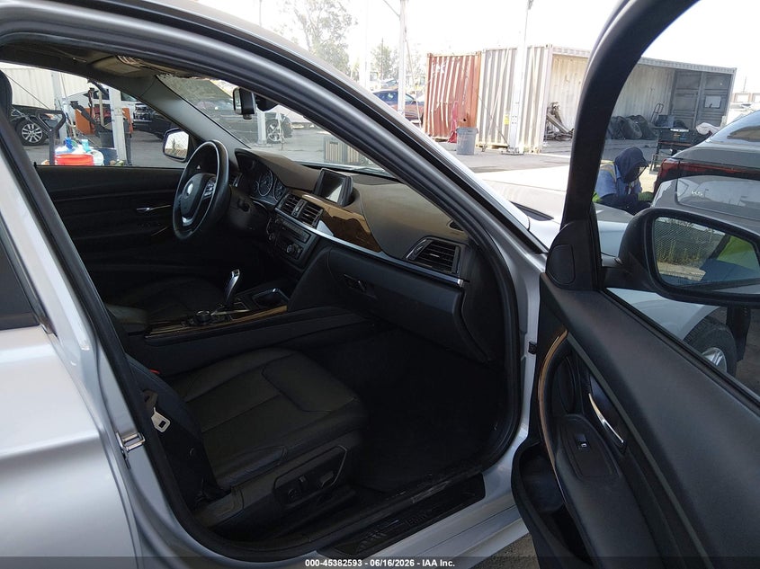 2015 BMW 3er VIN WBA3A5C56FF609644 IAAI salvage auction — FRONT END, Salvage (California), sold $1,100 on 2026-07-08 (photo 5)