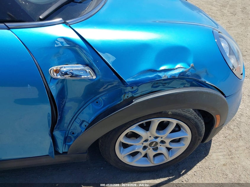 2018 Mini Hard top VIN WMWXP7C56J2A46917 IAAI salvage auction — RIGHT FRONT, Salvage (California), sold $2,300 on 2026-07-10 (photo 6)