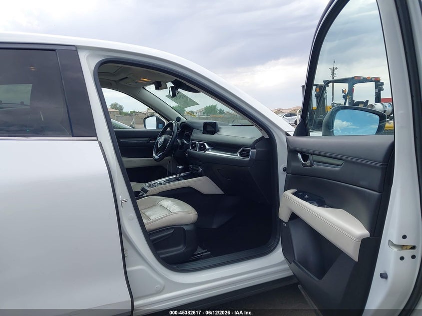 2017 Mazda Cx-5 VIN JM3KFBDL5H0114425 IAAI salvage auction — RIGHT FRONT, Salvage Title, sold $5,500 on 2026-08-01 (photo 5)