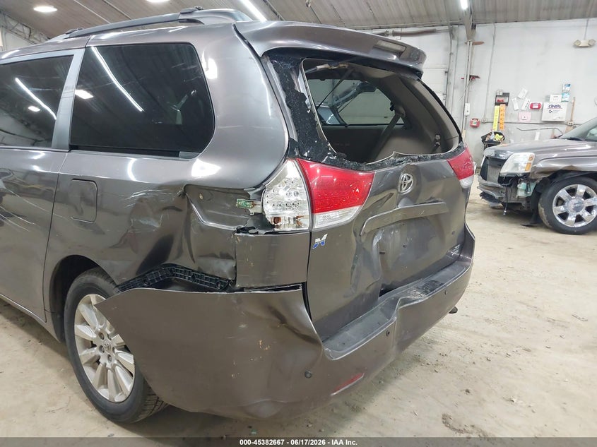 2013 Toyota Sienna VIN 5TDDK3DC9DS055065 IAAI salvage auction — REAR END, Salvage (Pennsylvania), sold $1,550 on 2026-07-23 (photo 6)