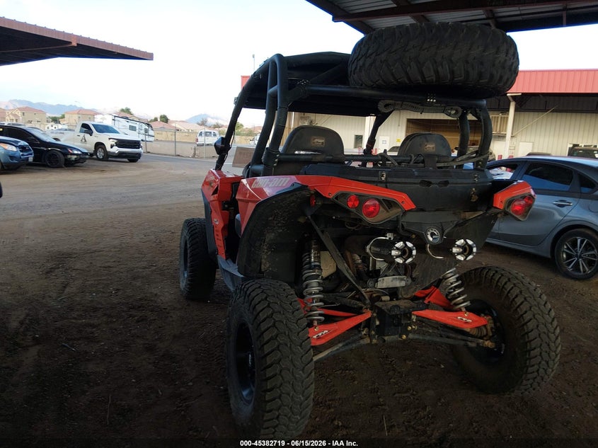 2015 Can-am/ brp Maverick VIN 3JBPXAP24FJ000388 IAAI salvage auction — LEFT & RIGHT, Salvage (Arizona), sold $2,725 on 2026-07-08 (photo 3)