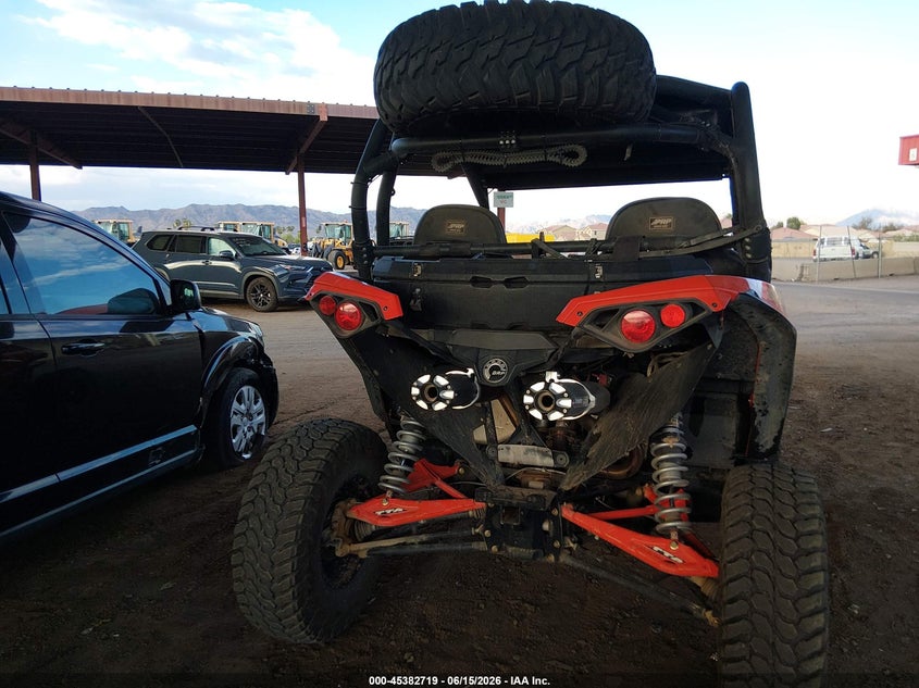 2015 Can-am/ brp Maverick VIN 3JBPXAP24FJ000388 IAAI salvage auction — LEFT & RIGHT, Salvage (Arizona), sold $2,725 on 2026-07-08 (photo 6)