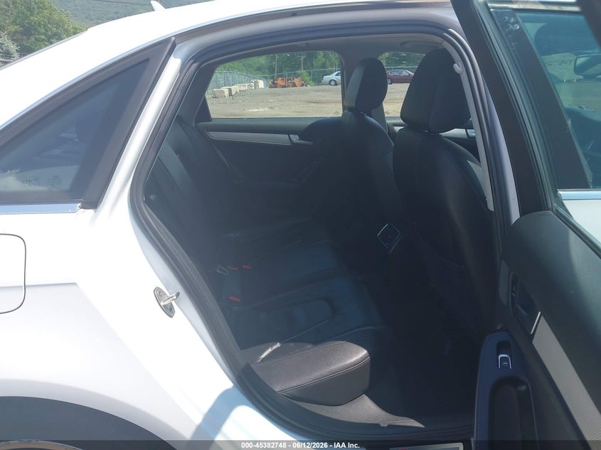 2015 Audi A4 VIN WAUFFAFL7FN011652 IAAI salvage auction — NORMAL WEAR, Clear (New Jersey), sold $3,075 on 2026-07-09 (photo 8)