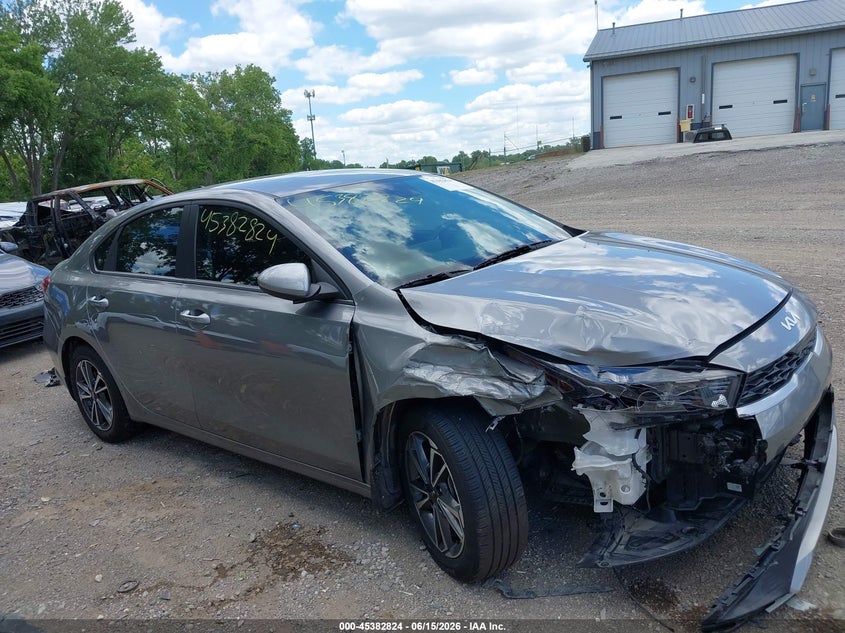 2024 Kia Forte VIN 3KPF24AD5RE828580 IAAI salvage auction — FRONT END, Salvage Title, sold $3,350 on 2026-07-25 (photo 6)