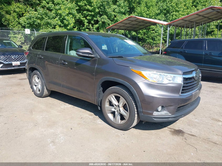 2014 Toyota Highlander VIN 5TDDKRFH7ES033014 IAAI salvage auction — LEFT SIDE, Salvage Title, sold $6,500 on 2026-07-28 (photo 1)