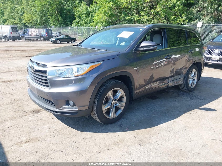 2014 Toyota Highlander VIN 5TDDKRFH7ES033014 IAAI salvage auction — LEFT SIDE, Salvage Title, sold $6,500 on 2026-07-28 (photo 2)