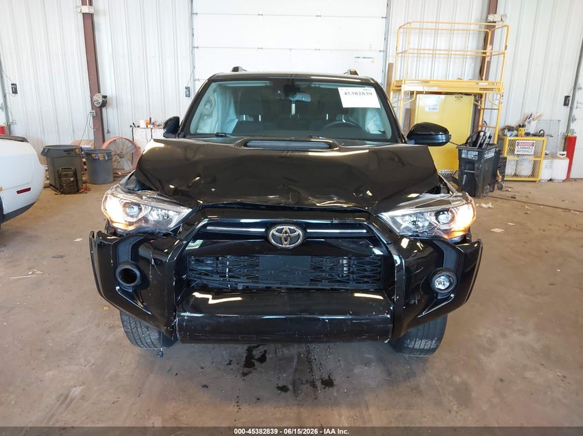 2024 Toyota 4runner VIN JTEPU5JR7R6226068 IAAI salvage auction — FRONT END, Salvage Title, sold $17,000 on 2026-07-23 (photo 6)