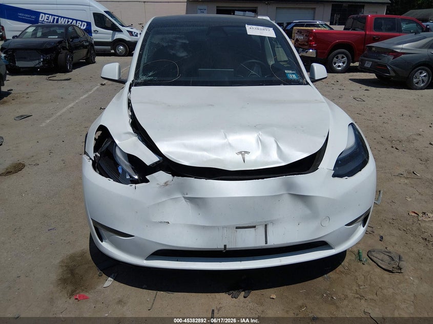 2024 Tesla Model y VIN 7SAYGDEE2RA228414 IAAI salvage auction — FRONT END, Salvage (New Hampshire), sold $10,100 on 2026-08-02 (photo 6)