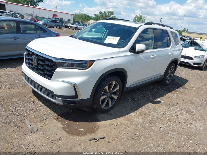 2024 Honda Pilot VIN 5FNYG1H84RB031202 IAAI salvage auction — WATER/FLOOD, Salvage (Ohio), sold $19,200 on 2026-07-29 (photo 2)