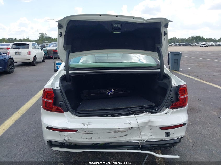 2024 Volvo S60 VIN 7JRH60FL4RG298206 IAAI salvage auction — REAR END, Salvage Title, sold $14,200 on 2026-07-30 (photo 6)
