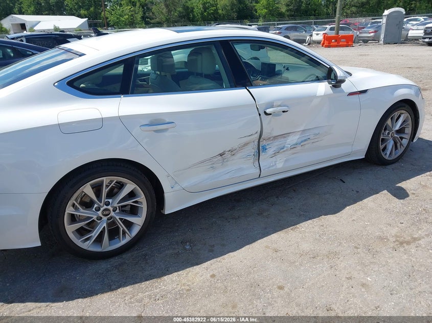 2022 Audi A5 VIN WAUABCF56NA014521 IAAI salvage auction — RIGHT SIDE, Wait Title, sold $13,800 on 2026-08-21 (photo 6)