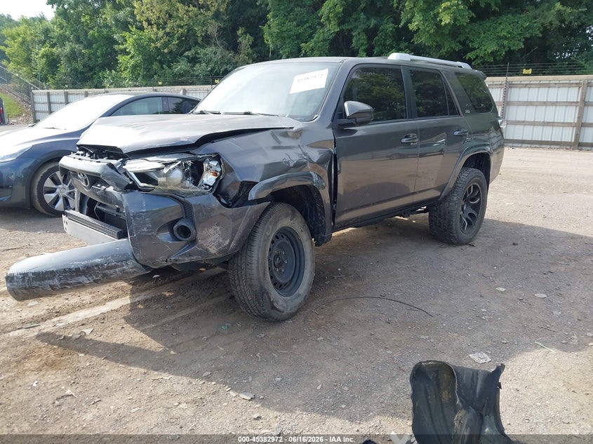 2014 Toyota 4runner VIN JTEBU5JR0E5161476 IAAI salvage auction — FRONT END, Clear (Tennessee), sold $5,800 on 2026-07-23 (photo 2)