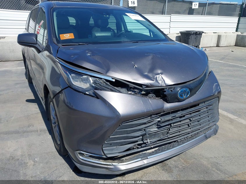 2023 Toyota Sienna VIN 5TDYRKEC0PS143710 IAAI salvage auction — FRONT END, Salvage (California), sold $12,300 on 2026-07-08 (photo 6)