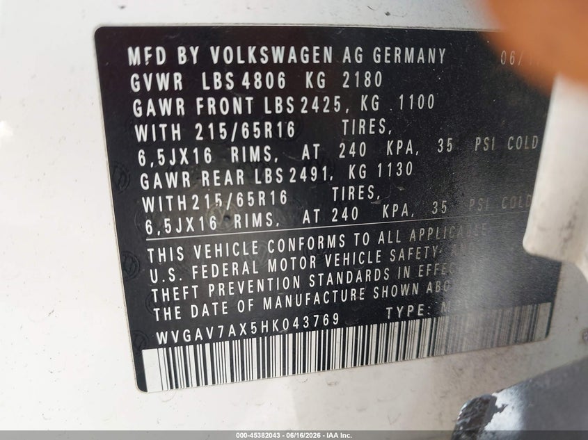 2017 Volkswagen Tiguan VIN WVGAV7AX5HK043769 IAAI salvage auction — FRONT & REAR, Rebuildable (Florida), sold $75 on 2026-07-30 (photo 9)