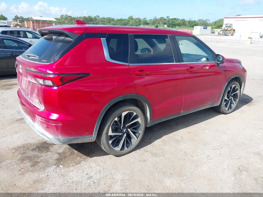 2022 Mitsubishi Outlander VIN JA4J4UA82NZ020638 IAAI salvage auction — LEFT FRONT, Salvage Title, sold $5,200 on 2026-07-30 (photo 4)