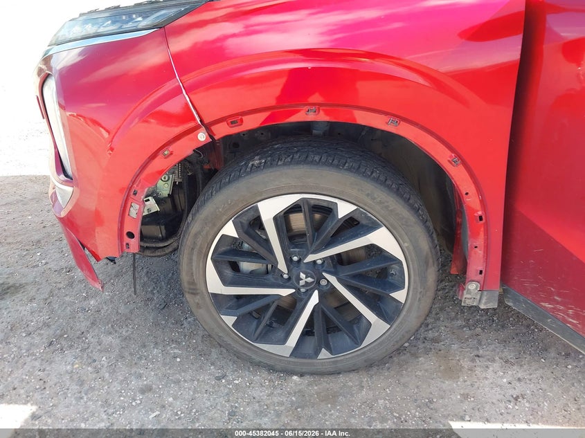 2022 Mitsubishi Outlander VIN JA4J4UA82NZ020638 IAAI salvage auction — LEFT FRONT, Salvage Title, sold $5,200 on 2026-07-30 (photo 6)