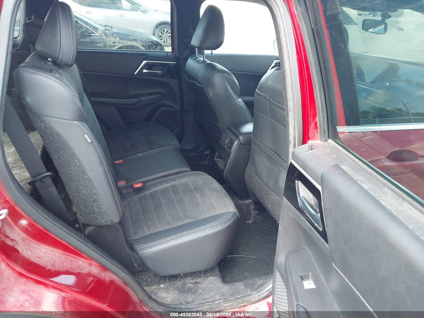 2022 Mitsubishi Outlander VIN JA4J4UA82NZ020638 IAAI salvage auction — LEFT FRONT, Salvage Title, sold $5,200 on 2026-07-30 (photo 8)