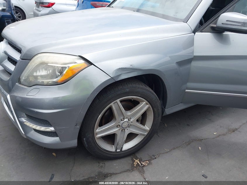 2013 Mercedes-benz VIN WDCGG0EB8DG097413 IAAI salvage auction — RIGHT FRONT, Salvage Certificate (California), sold $275 on 2026-07-29 (photo 6)