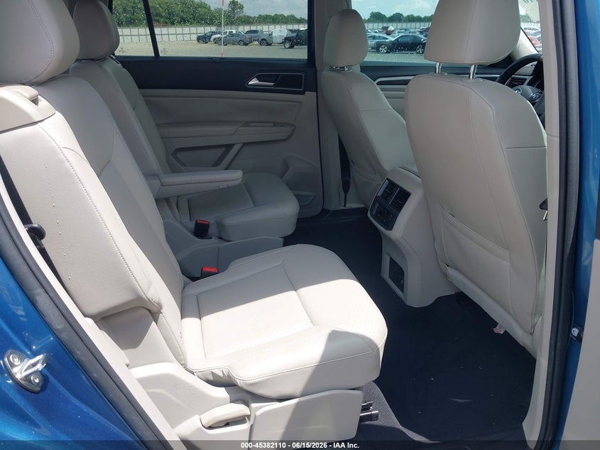 2019 Volkswagen Atlas VIN 1V2WR2CA7KC556015 IAAI salvage auction — REAR END, Salvage (Georgia), sold $4,800 on 2026-07-27 (photo 8)