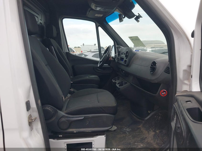 2020 Mercedes-benz Sprinter VIN W1Y4EBHY9LT030038 IAAI salvage auction — FRONT & REAR, Enterprise Vehicles Clear Only (Texas), sold $13,750 on 2026-07-13 (photo 5)