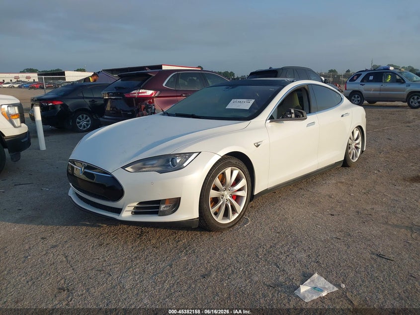 2014 Tesla Model s VIN 5YJSA1H15EFP50883 IAAI salvage auction — ELECTRICAL, Salvage (Texas), sold $1,600 on 2026-07-11 (photo 2)