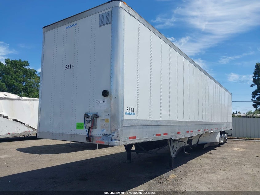 2024 Wabash national corp Unknown VIN 1JJV532D9RL378197 IAAI salvage auction — SIDE, Salvage (California), sold $8,400 on 2026-07-16 (photo 2)
