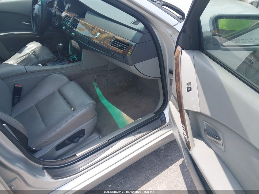 2004 BMW 5 series VIN WBANB33544B111019 IAAI salvage auction — NORMAL WEAR, Repossession Paperwork (Georgia), sold $350 on 2026-07-22 (photo 5)