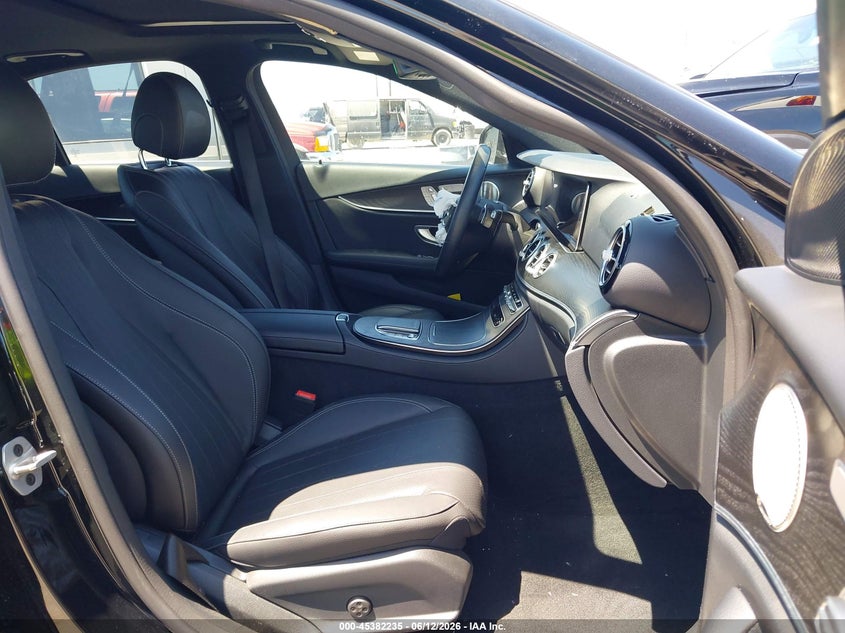 2022 Mercedes-benz E-class VIN W1KZF8DB7NB086828 IAAI salvage auction — FRONT END, Salvage (California), sold $18,150 on 2026-07-29 (photo 5)