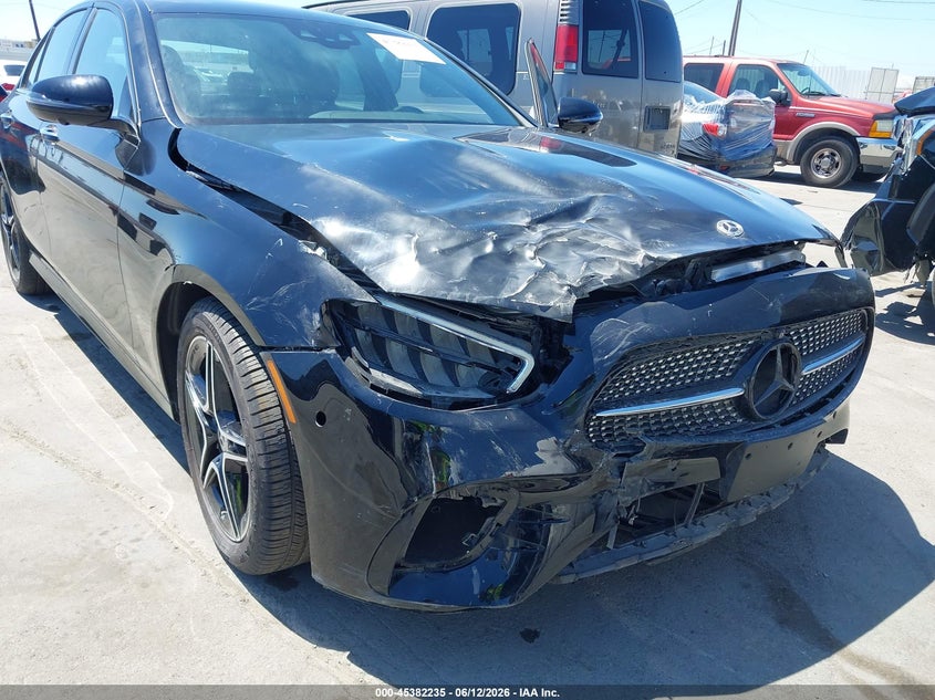 2022 Mercedes-benz E-class VIN W1KZF8DB7NB086828 IAAI salvage auction — FRONT END, Salvage (California), sold $18,150 on 2026-07-29 (photo 6)