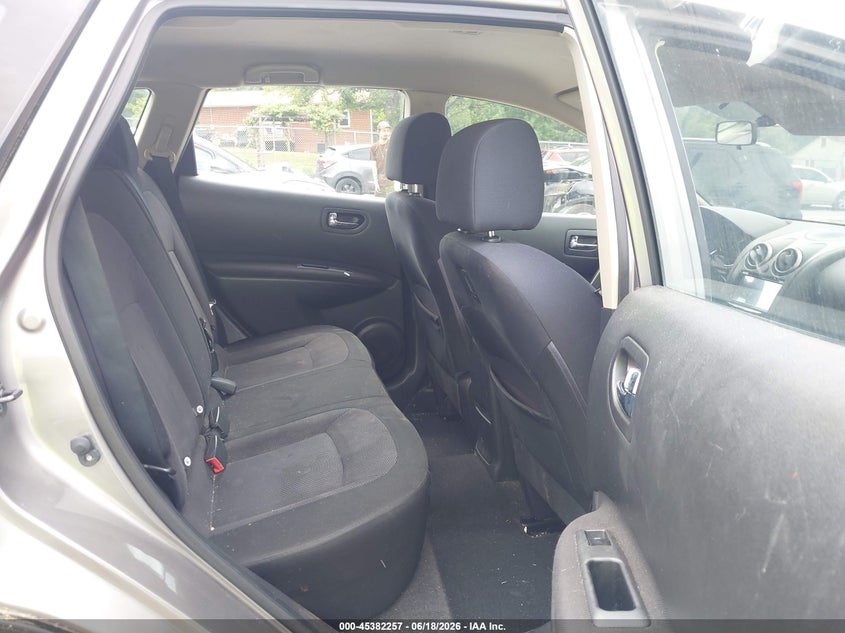 2011 Nissan Rogue sport VIN JN8AS5MV2BW680957 IAAI salvage auction — NORMAL WEAR, Clear (Virginia), sold $350 on 2026-07-14 (photo 8)