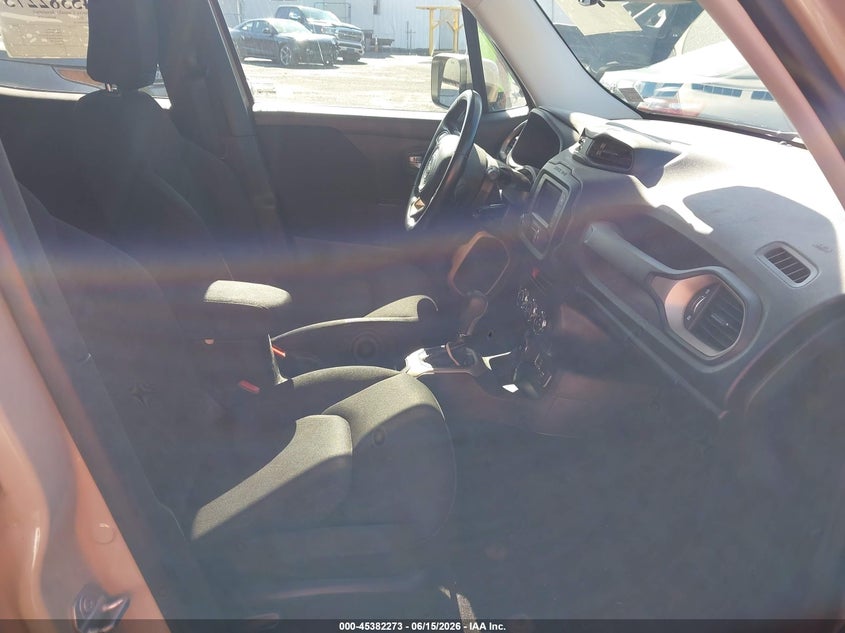 2015 Jeep Renegade VIN ZACCJBBT0FPB64349 IAAI salvage auction — SIDE, Salvage Title, sold $1,100 on 2026-08-04 (photo 5)