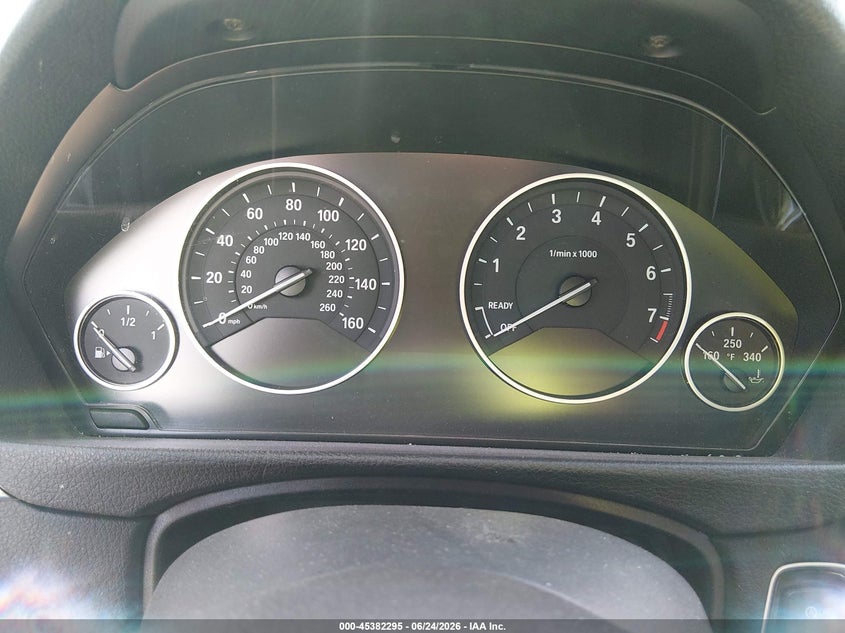2018 BMW 3er VIN WBA8E5G54JNU46334 IAAI salvage auction — FRONT & REAR, Salvage Title, sold $1,675 on 2026-08-13 (photo 7)