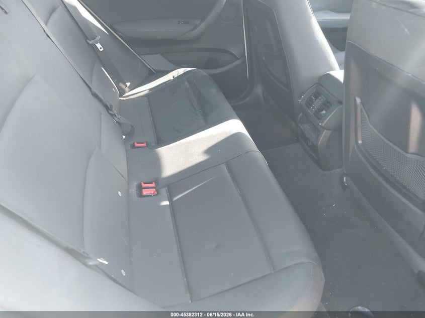2017 BMW X3 VIN 5UXWZ7C37H0X42002 IAAI salvage auction — RIGHT REAR, Rebuildable (Florida), sold $1,800 on 2026-07-23 (photo 8)